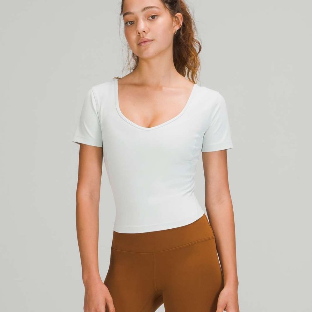 ✨NWT✨ lululemon Align T-Shirt (size 6)